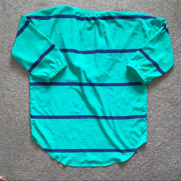 🔴 2/$25 S|A|L|E -OLD Navy | Stripped Tunic Blouse - Picture 2 of 4